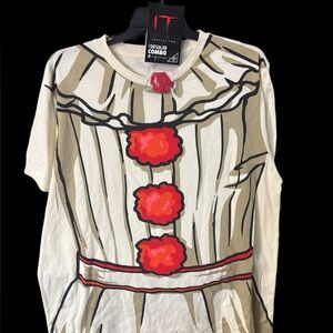 IT chapter two pennywise - Cream and Red Graphic T-Shirt with balloon NWT